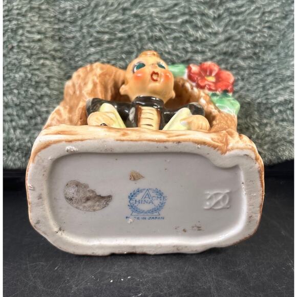 ACME China Planter Pixie Elf Crouching in Tree Stump Vintage Made in Japan - Picture 7 of 8